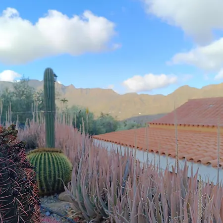 La Casa De La Pradera * Santa Lucia